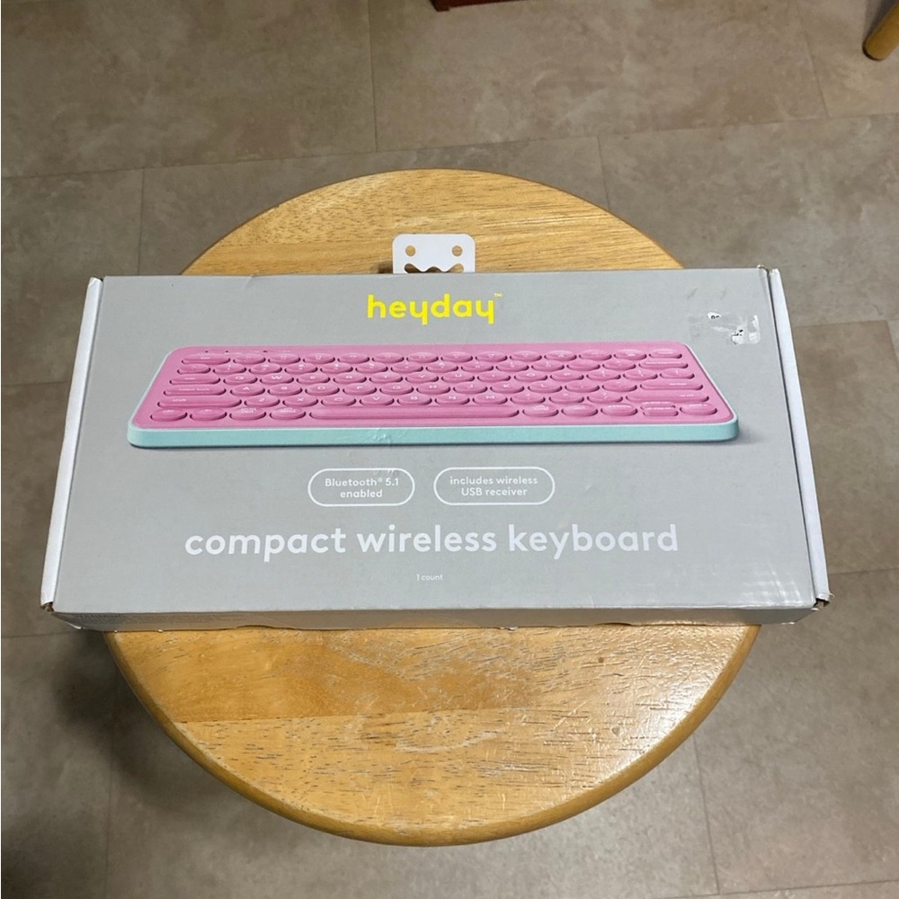 Heyday Pink and Blue Wireless Keyboard